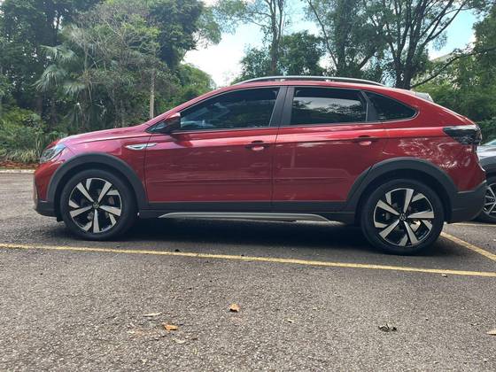 VOLKSWAGEN NIVUS 1.0 200 TSI TOTAL FLEX HIGHLINE AUTOMÁTICO